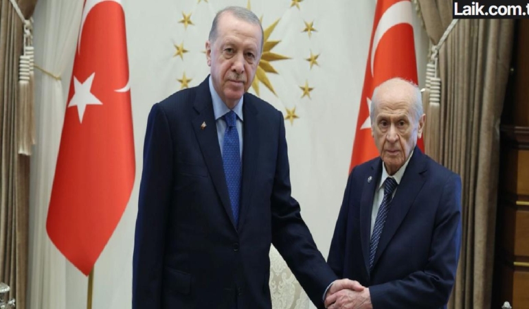 erdogan-mhp-genel-baskani-bahceliyi-bestepede-kabul-etti-FstYYuM9.jpg