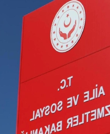 kadin-konukevleri-ve-bakim-kuruluslarina-yonelik-denetimler-2025-sonuclari-ve-2026-plani-JnvIcvkS.jpg