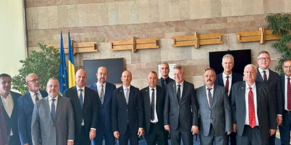 romanyaturkiye-cumhuriyeti-galasi-is-birligi-dostluk-ve-medya-odulleriyle-taclandi-jylFGUcC.jpg